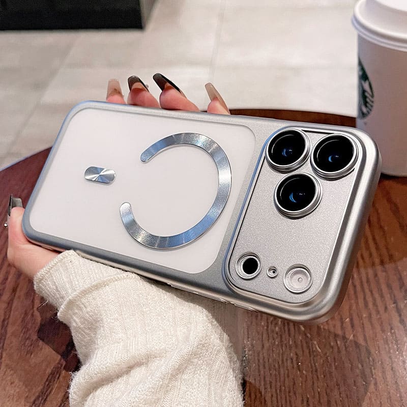 ChubbyArmor Clear - Electroplated Matte Magnetic Case with Lens Film for iPhone 17