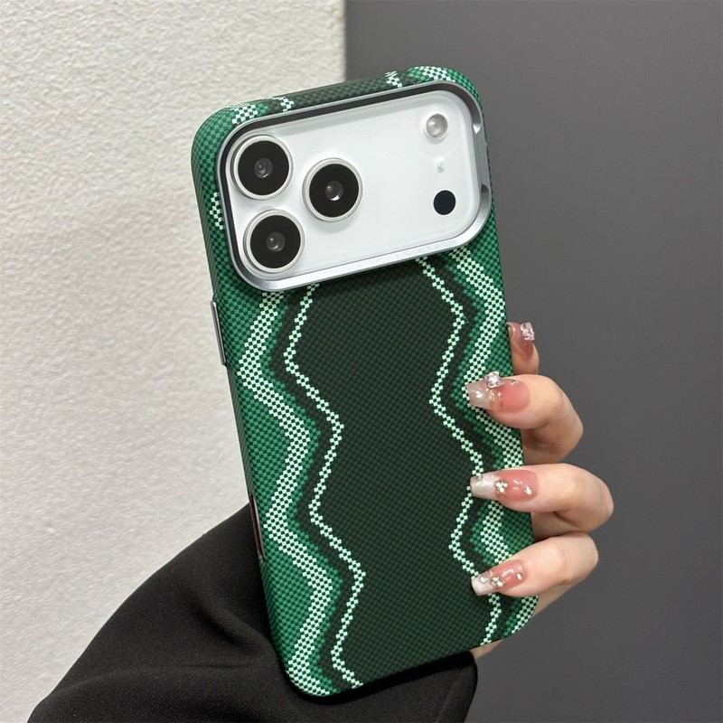 ChubbyArmor Kevlar - Metal Frame Full-Cover Magnetic Case for iPhone 17