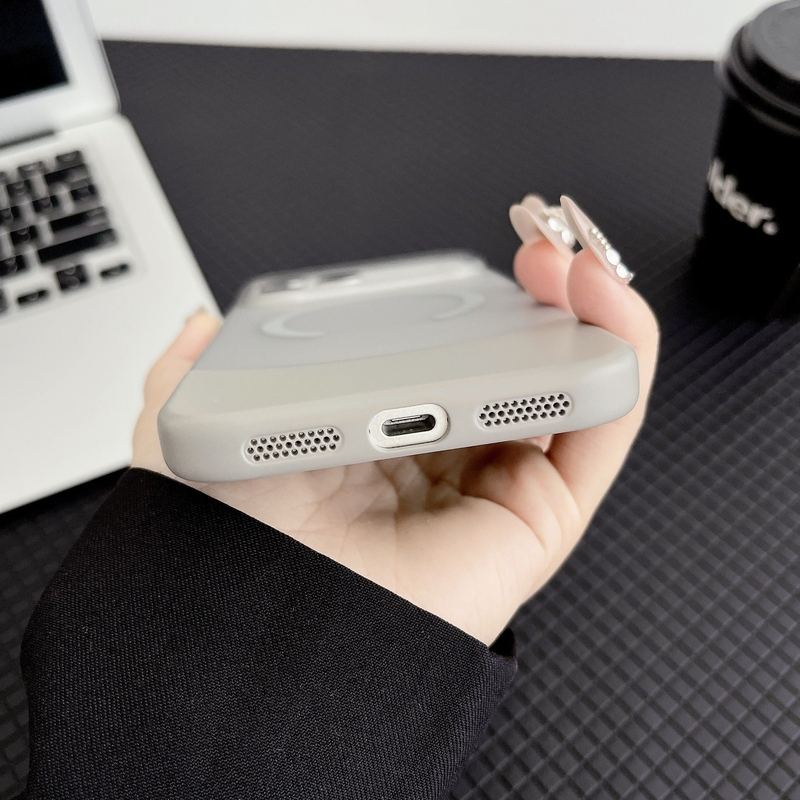 ChubbyArmor MagFusion – Ultra-Slim Magnetic Matte Splice Case For iPhone 17