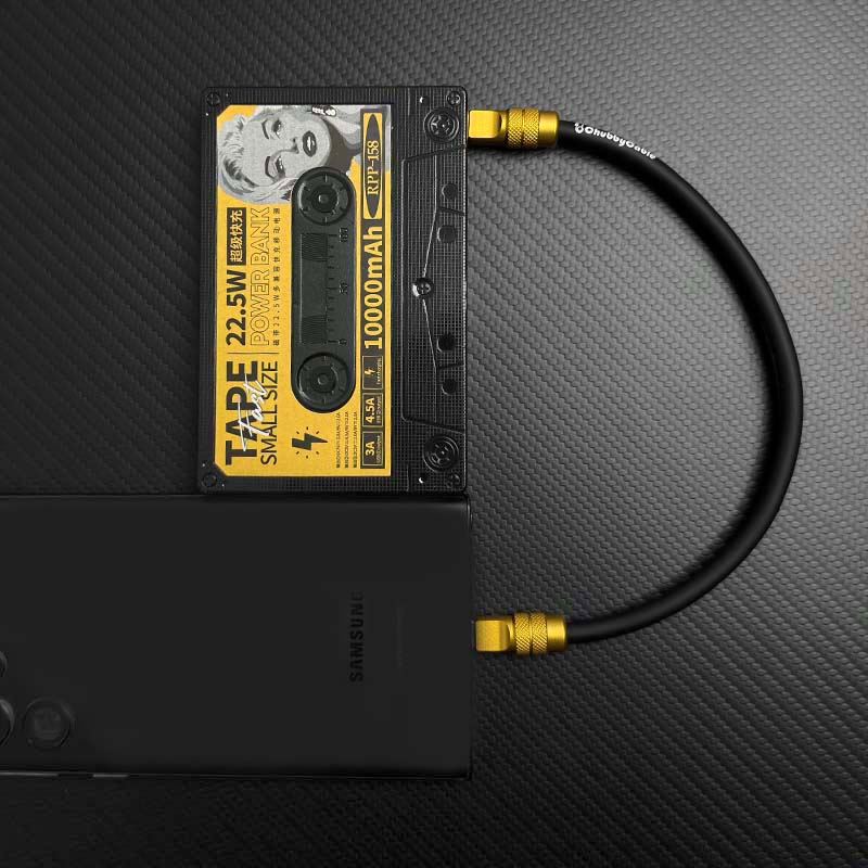 "Cute Anodized Pro" Power Bank Friendly Cable C+Lightning