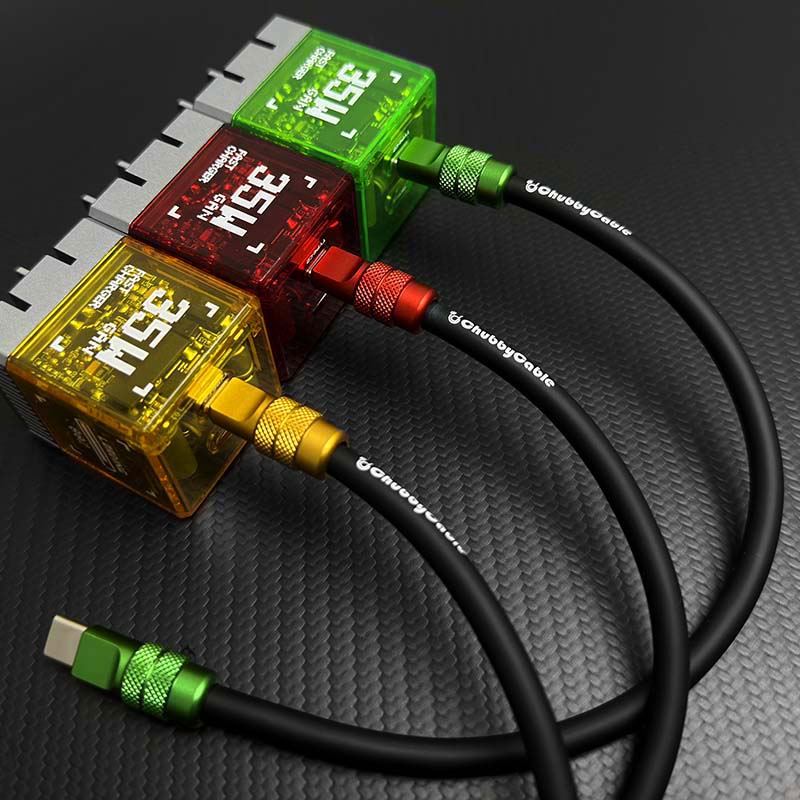 "Cute Anodized Pro" Power Bank Friendly Cable C+Lightning