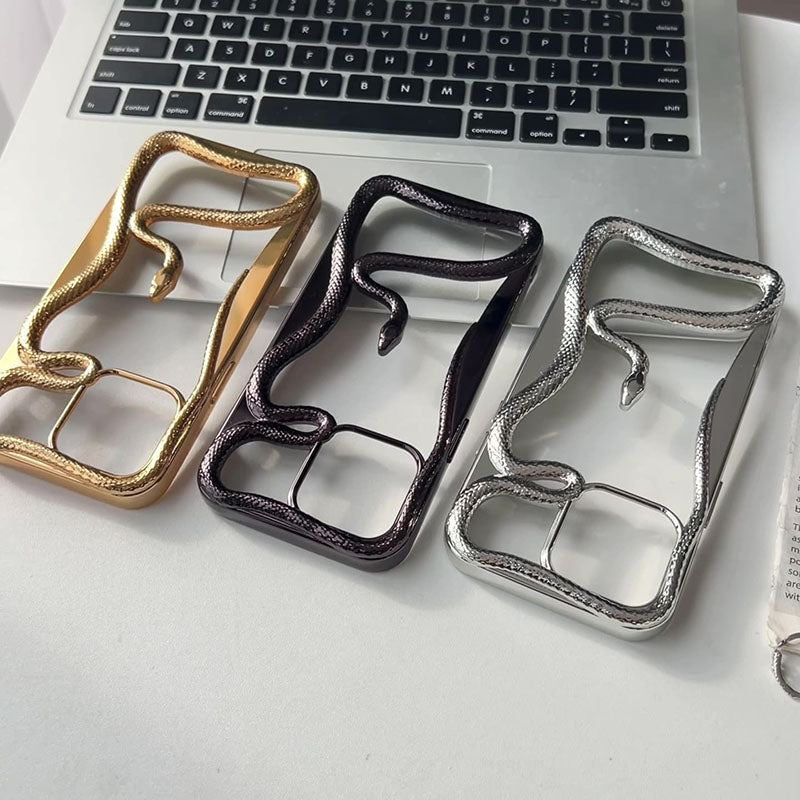 Hollow Stereo Snake-Shaped Phone Case For iPhone
